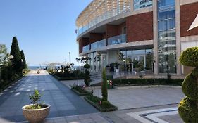 Fishta Hotel & Apartments